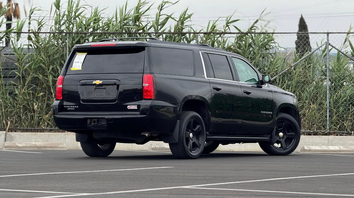 Chevrolet Suburban 1500 LT