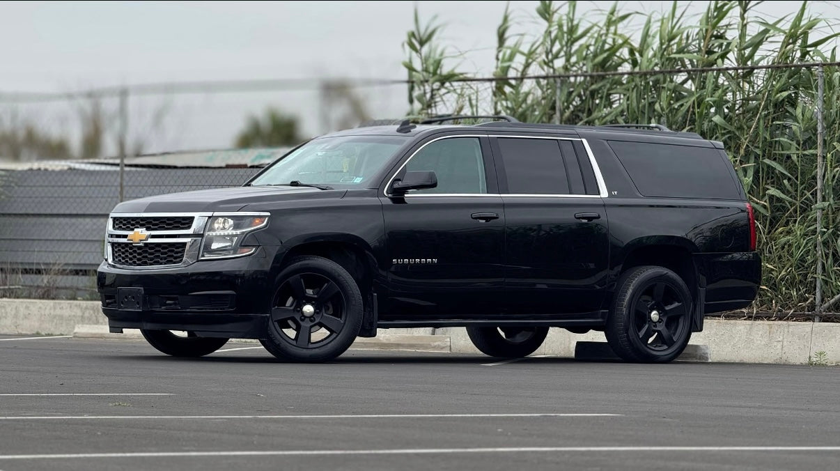Chevrolet Suburban 1500 LT