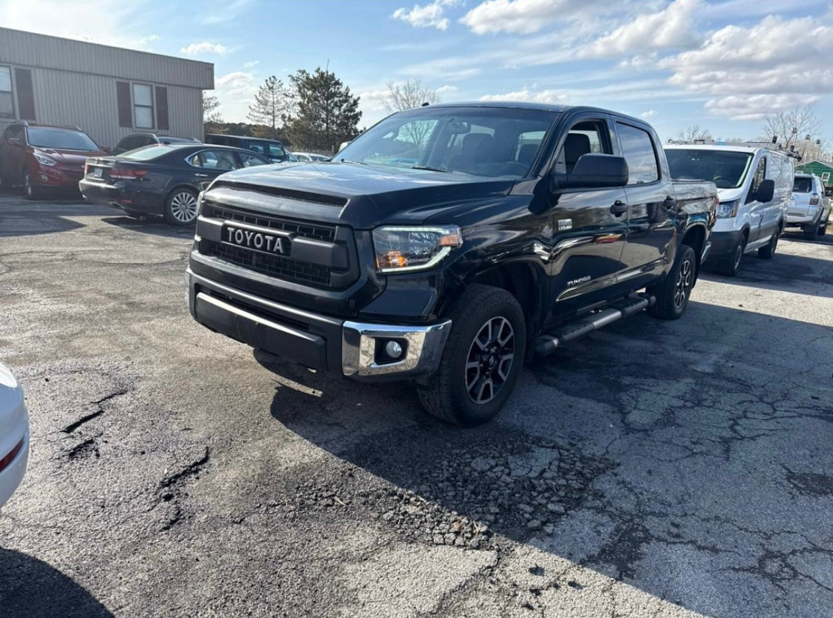 Toyota Tundra SR5 2016