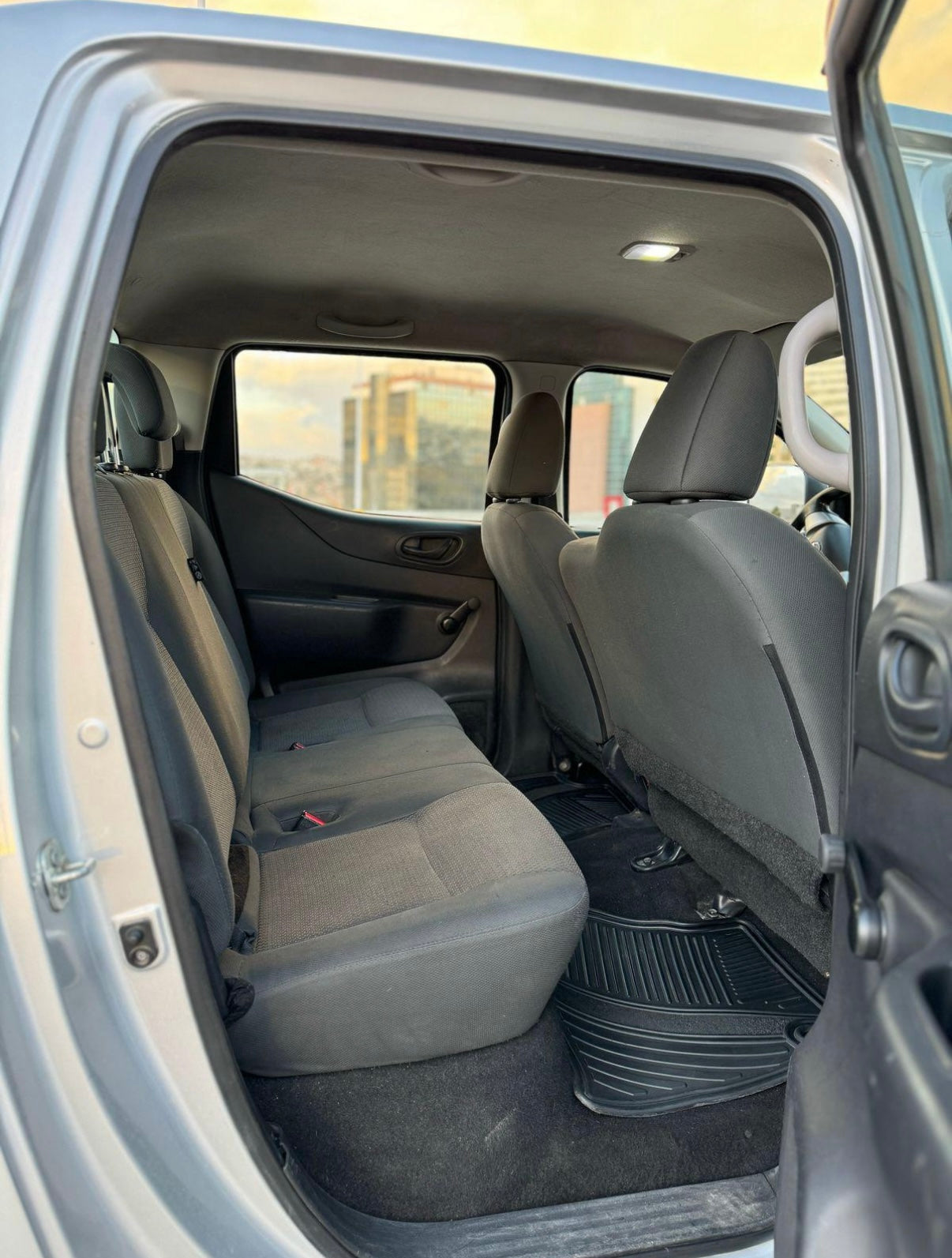Nissan NP300 2020