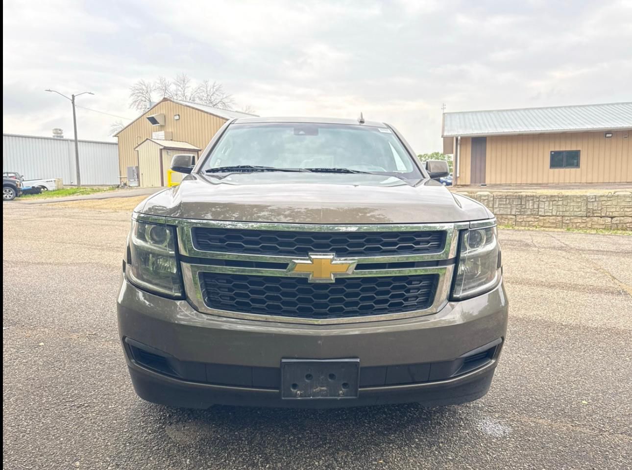 Chevrolet Suburban 1500 LT