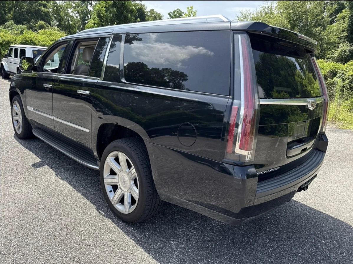 Cadillac Escalade ESV Luxury 2017