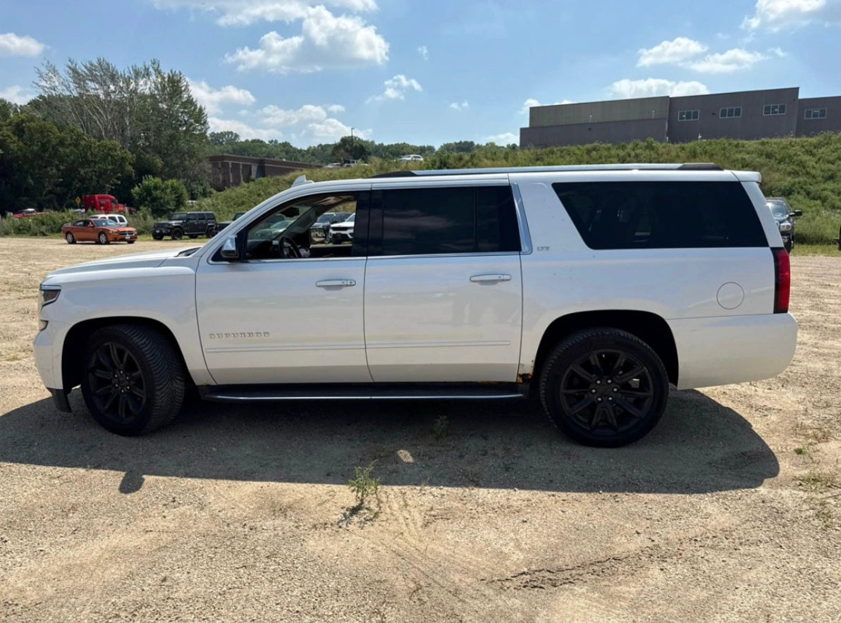 Chevrolet Suburban 1500 LTZ 2016
