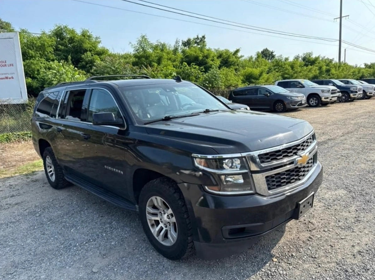 Chevrolet Suburban 1500 LT 2016