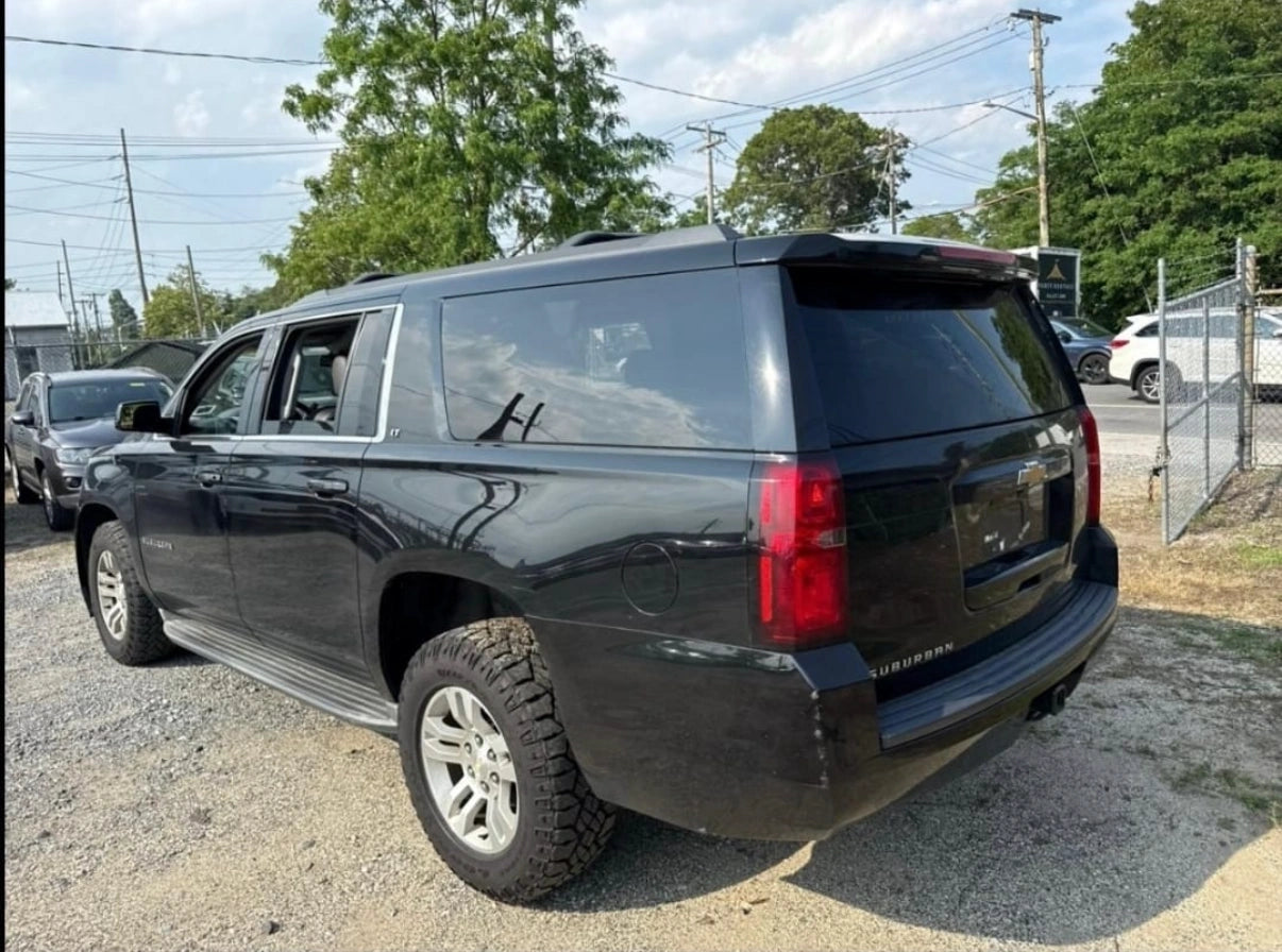 Chevrolet Suburban 1500 LT 2016
