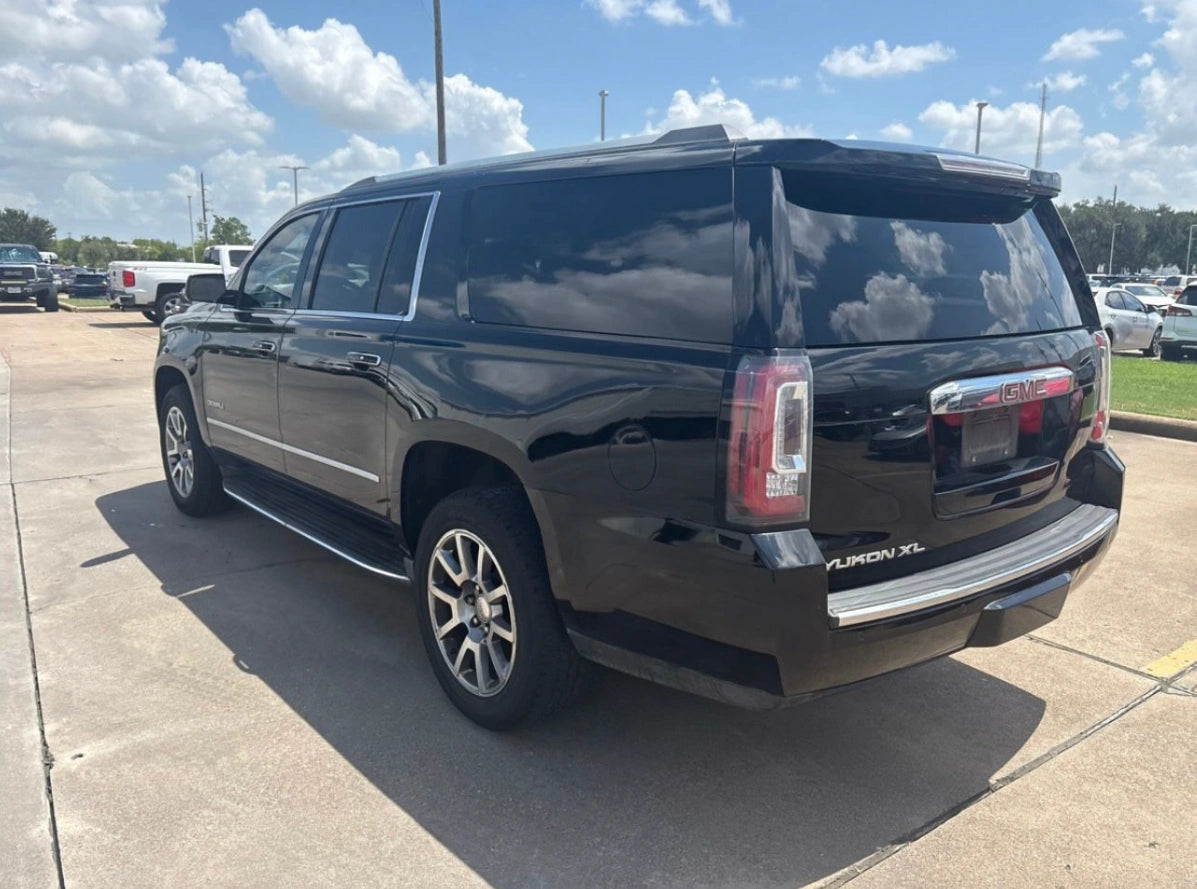 GMC Yukon XL 1500 Denali 2016