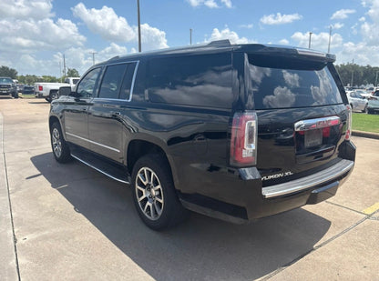 GMC Yukon XL 1500 Denali 2016