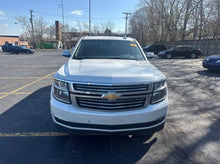 Chevrolet Suburban 1500 LTZ 2016