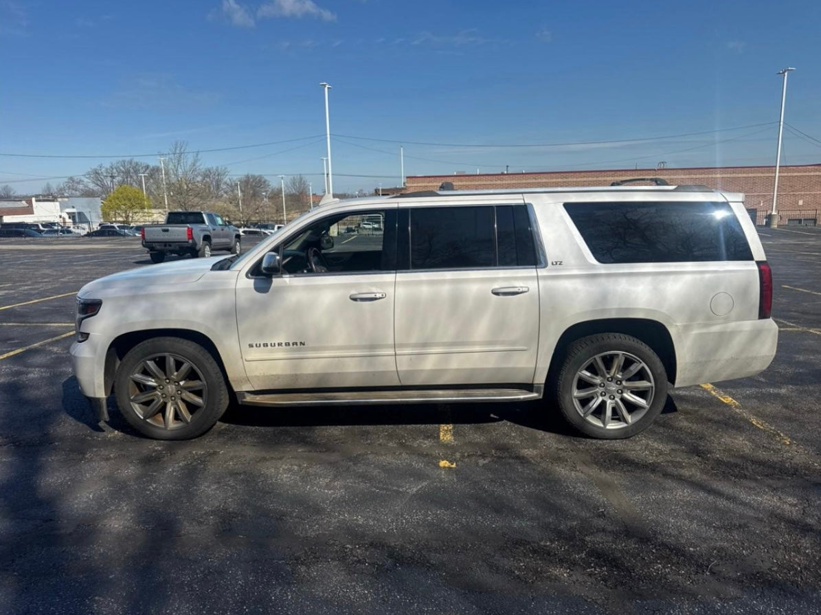 Chevrolet Suburban 1500 LTZ 2016