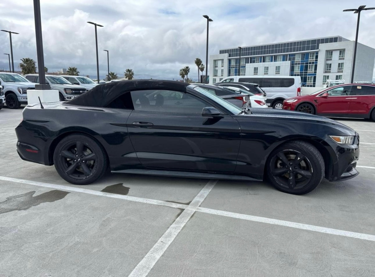 Ford Mustang Convertible 2016