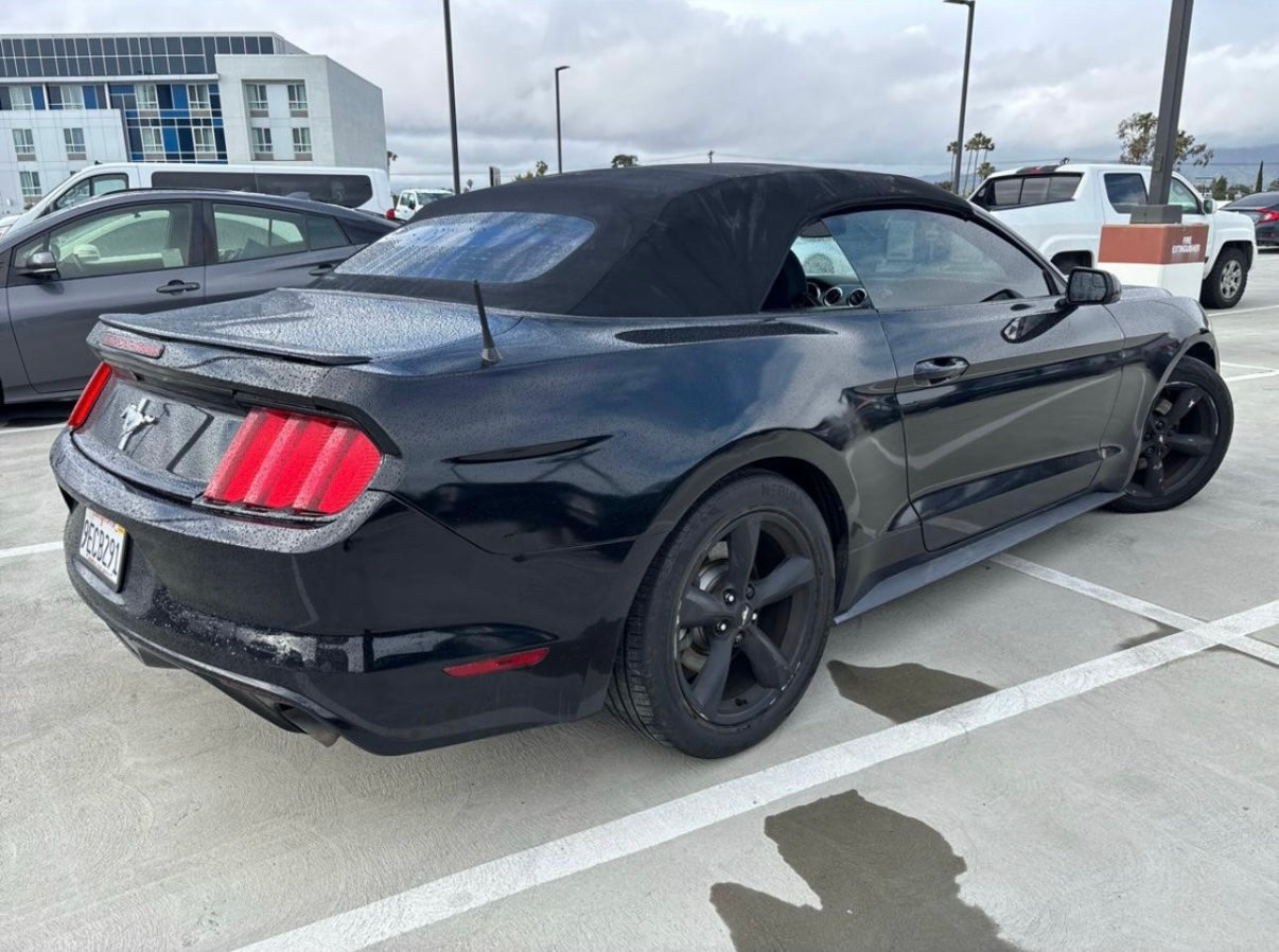 Ford Mustang Convertible 2016