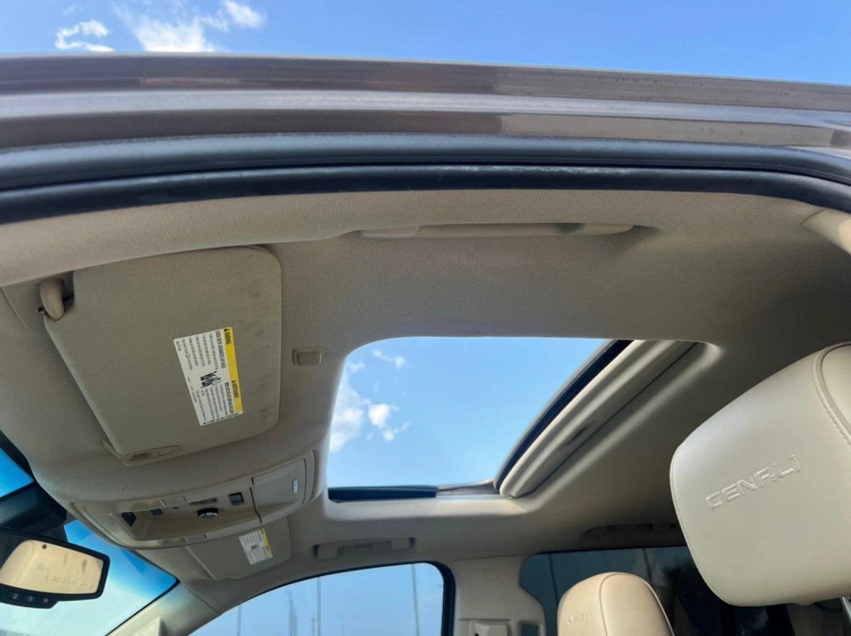 GMC Yukon Denali 4x4 2016