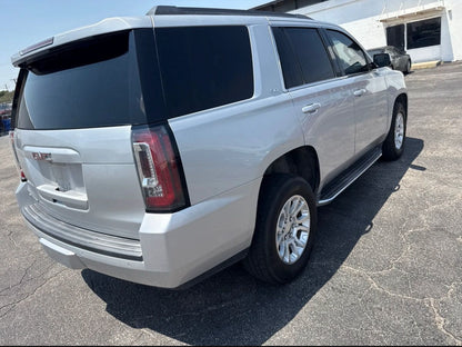 GMC Yukon SLT 2017