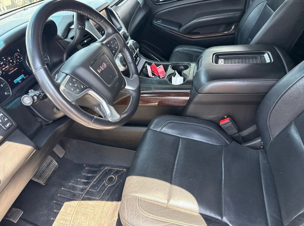 GMC Yukon SLT 2017