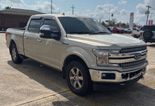 Camioneta pickup Ford F150 Lariat 2018 de Preventas Carmexio, vista lateral con detalles del vehículo.