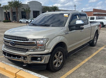 Camioneta Ford F150 Lariat 2018 de Preventas Carmexio, pickup gris con detalles y cabina espaciosa.