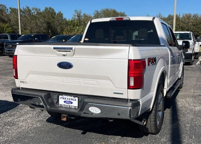 Camioneta Ford F150 Lariat 2018 de Preventas Carmexio, pickup de color azul vista lateral en la imagen.
