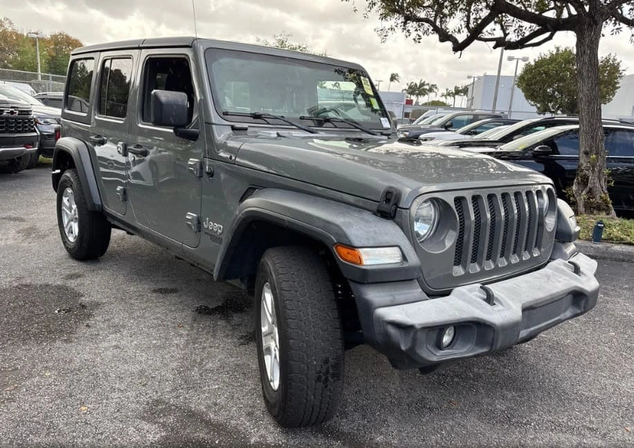 Jeep Wrangler Unlimited Sport 2018